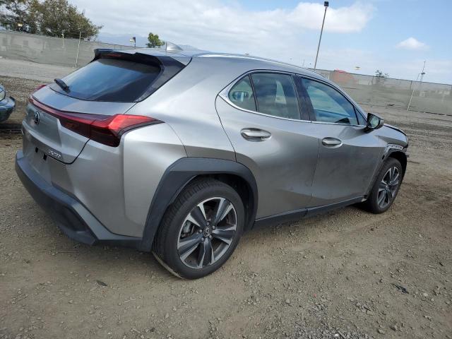 Photo 3 from auction – 2019 LEXUS UX 200 with VIN JTHY3JBH1K2000226