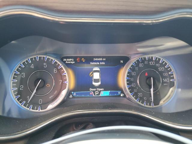 Photo 9 from auction – 2015 CHRYSLER 200 C with VIN 1C3CCCEG3FN589380