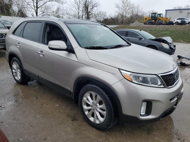 Photo 4 from auction – 2014 KIA SORENTO EX with VIN 5XYKUDA75EG543166