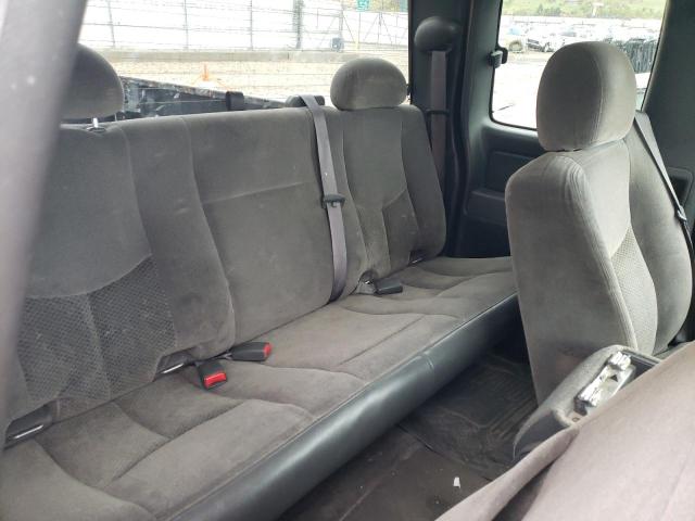 Photo 10 from auction – 2006 CHEVROLET SILVERADO with VIN 1GCEK19B36E160024