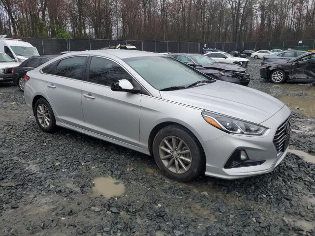 Photo 4 from auction – 2019 HYUNDAI SONATA SE with VIN 5NPE24AF4KH794856