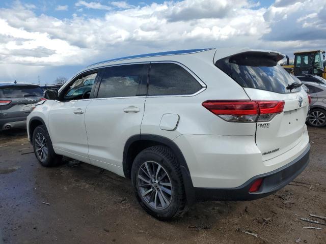 Photo 2 from auction – 2017 TOYOTA HIGHLANDER with VIN 5TDJZRFH5HS396480
