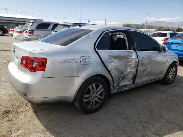 Photo 3 from auction – 2007 VOLKSWAGEN JETTA WOLF with VIN 3VWEF71K57M186958