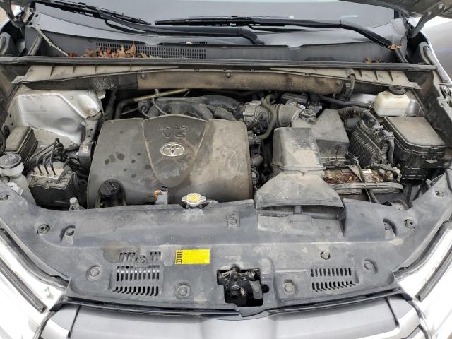 Photo 11 from auction – 2017 TOYOTA HIGHLANDER with VIN 5TDJZRFH1HS511091
