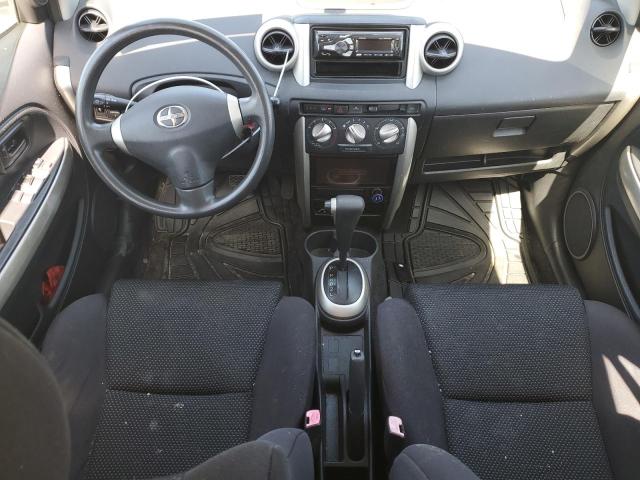 Photo 8 from auction – 2005 TOYOTA SCION XA with VIN JTKKT624550129306