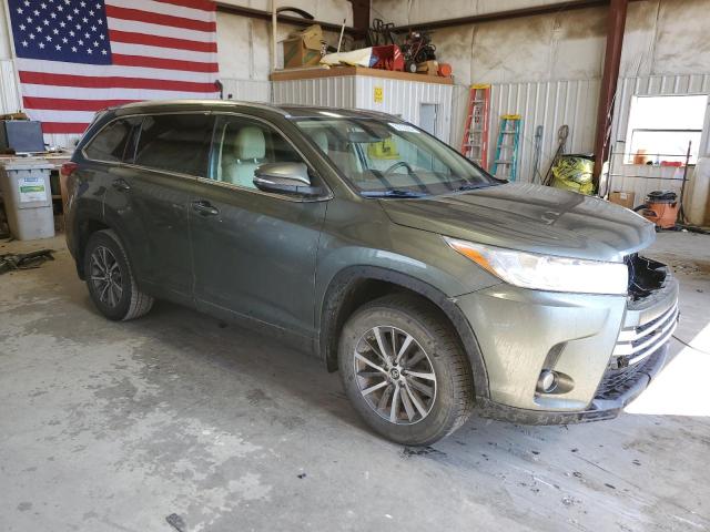 Foto 4 de la subasta – 2017 TOYOTA HIGHLANDER con VIN 5TDJZRFH8HS443047