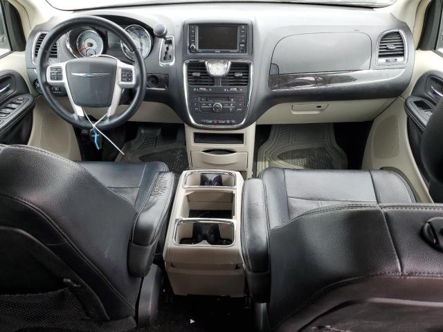 Photo 8 from auction – 2015 CHRYSLER TOWN & COU with VIN 2C4RC1BG5FR565132