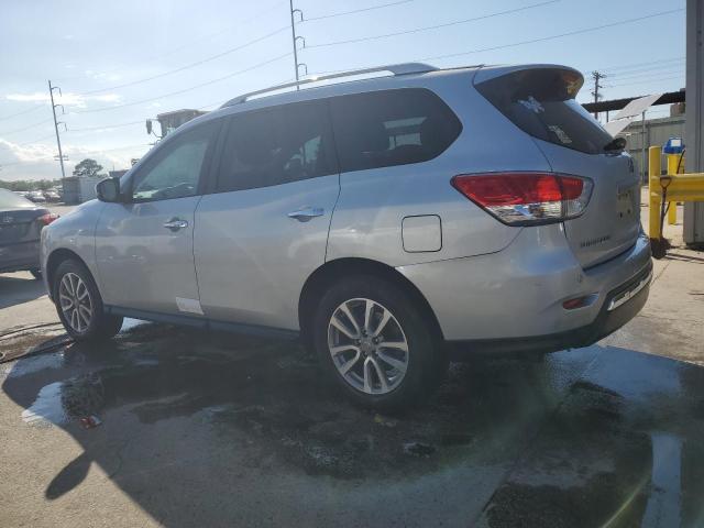 Photo 2 from auction – 2015 NISSAN PATHFINDER with VIN 5N1AR2MM2FC661101