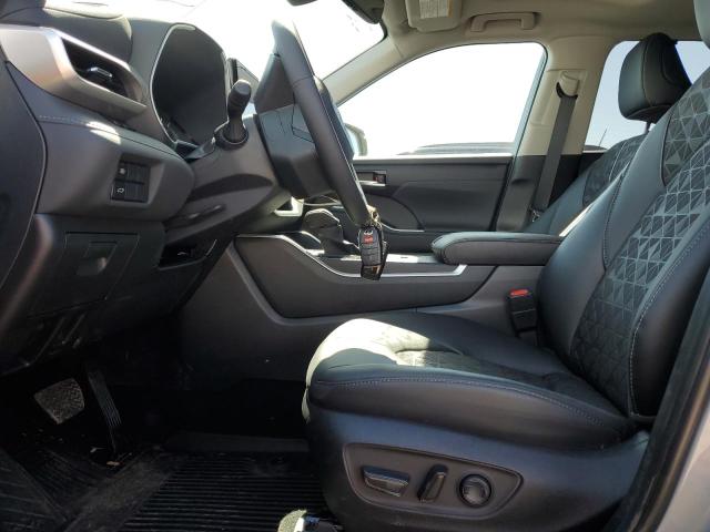 Photo 7 from auction – 2024 TOYOTA HIGHLANDER with VIN 5TDKBRCH3RS606363