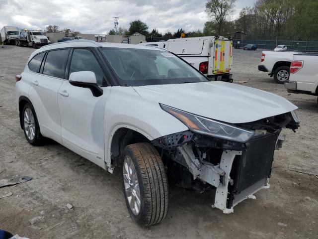 Photo 4 from auction – 2022 TOYOTA HIGHLANDER with VIN 5TDEBRCH5NS084696