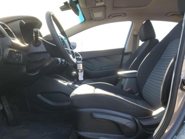 Photo 7 from auction – 2018 KIA FORTE LX with VIN 3KPFL4A71JE200124