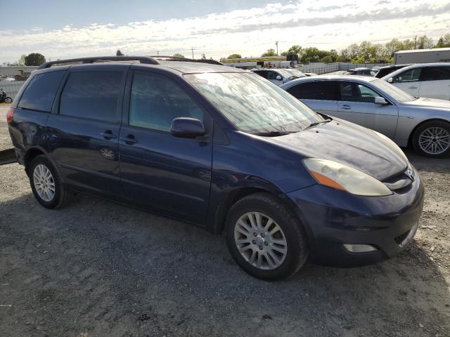 Photo 4 from auction – 2007 TOYOTA SIENNA XLE with VIN 5TDBK22C17S002935