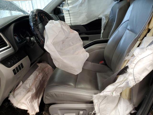 Photo 7 from auction – 2019 TOYOTA HIGHLANDER with VIN 5TDJZRFH3KS716399