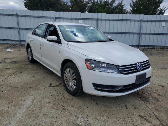 Photo 4 from auction – 2014 VOLKSWAGEN PASSAT S with VIN 1VWAT7A34EC119895
