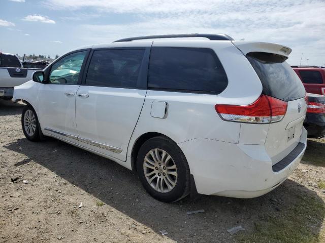 Photo 2 from auction – 2011 TOYOTA SIENNA XLE with VIN 5TDYK3DC0BS098711