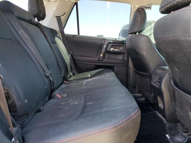 Photo 10 from auction – 2020 TOYOTA 4RUNNER SR with VIN JTEBU5JRXL5835758