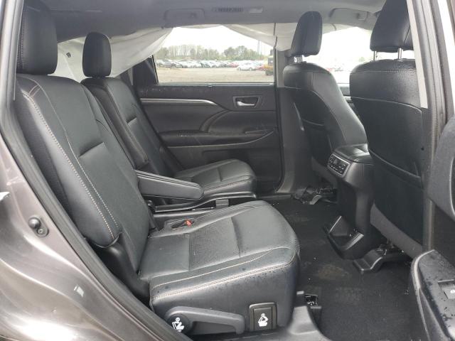 Photo 11 from auction – 2019 TOYOTA HIGHLANDER with VIN 5TDDZRFH2KS926196
