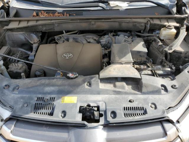 Photo 11 from auction – 2018 TOYOTA HIGHLANDER with VIN 5TDJZRFH2JS533073