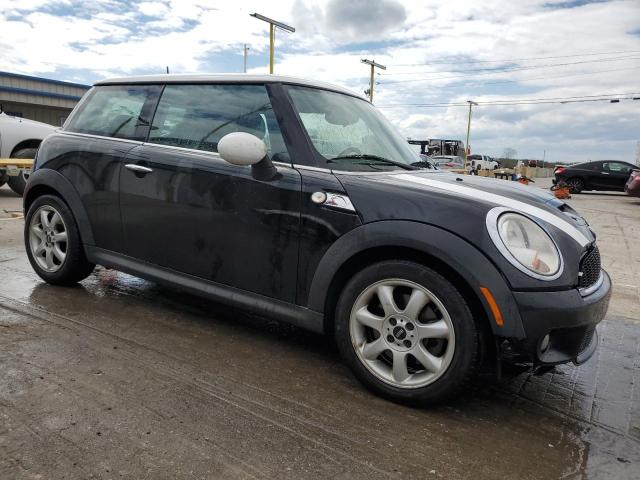 Photo 4 from auction – 2010 MINI COOPER S with VIN WMWMF7C57ATX44501
