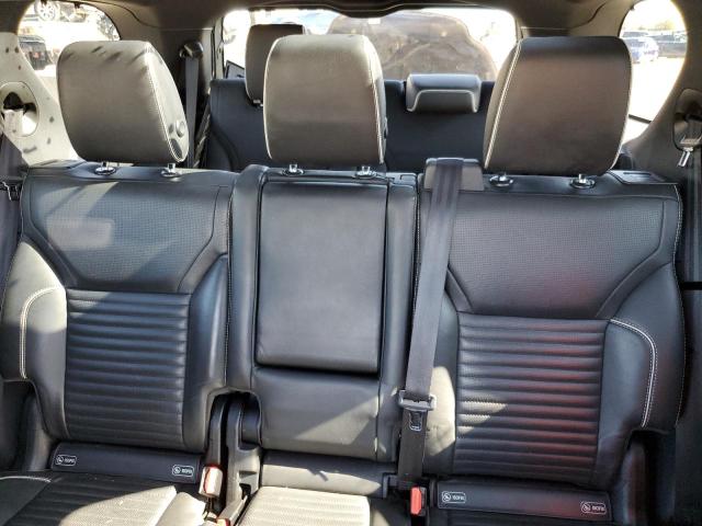 Photo 10 from auction – 2017 LAND ROVER DISCOVERY with VIN SALRHBBV9HA023036