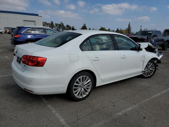 Photo 3 from auction – 2014 VOLKSWAGEN JETTA SEL with VIN 3VWL17AJ7EM334683