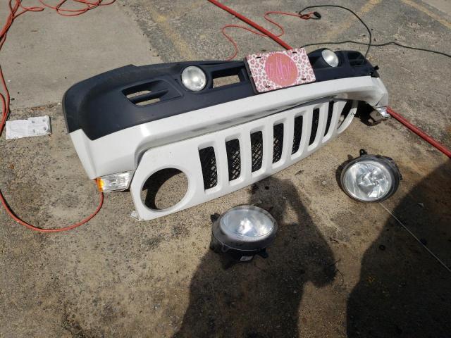 Photo 13 from auction – 2015 JEEP PATRIOT SP with VIN 1C4NJPBB0FD186215