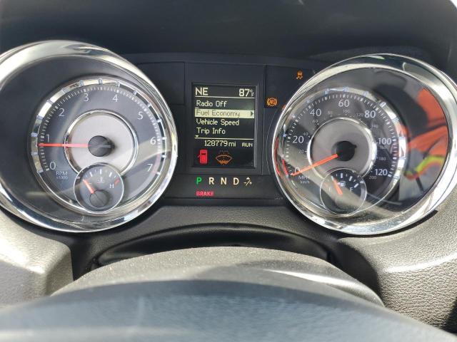 Photo 9 from auction – 2016 CHRYSLER TOWN & COU with VIN 2C4RC1BGXGR282324