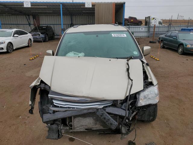 Photo 5 from auction – 2015 CHRYSLER TOWN & COU with VIN 2C4RC1BG0FR577835