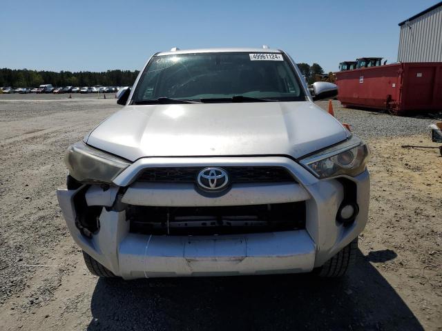 Photo 5 from auction – 2015 TOYOTA 4RUNNER SR with VIN JTEBU5JR1F5244318