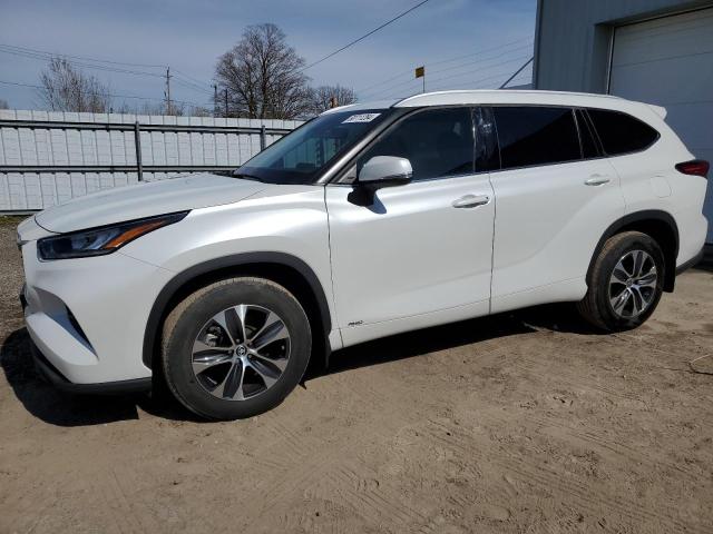 TOYOTA HIGHLANDER 2022 with VIN 5TDGBRCH6NS550922 - Photo from auction