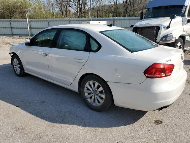 Photo 2 from auction – 2015 VOLKSWAGEN PASSAT S with VIN 1VWAT7A33FC048352