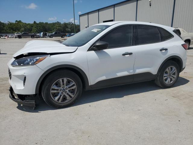 Photo 1 from auction – 2022 FORD ESCAPE S with VIN 1FMCU0F67NUB67948