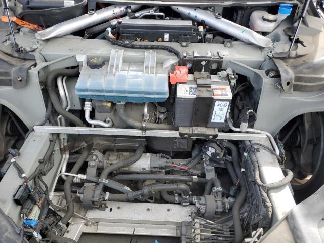 Photo 11 from auction – 2015 TESLA MODEL S with VIN 5YJSA1E24FF118973