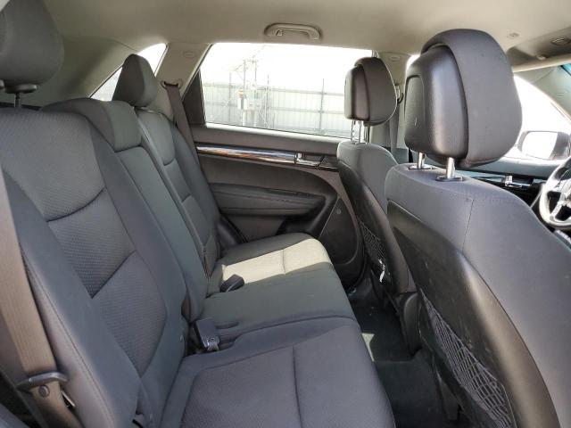 Photo 10 from auction – 2013 KIA SORENTO LX with VIN 5XYKT3A67DG340847