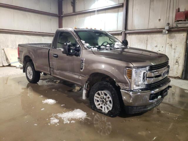 Photo 4 from auction – 2019 FORD F350 SUPER with VIN 1FTRF3B60KEE19304