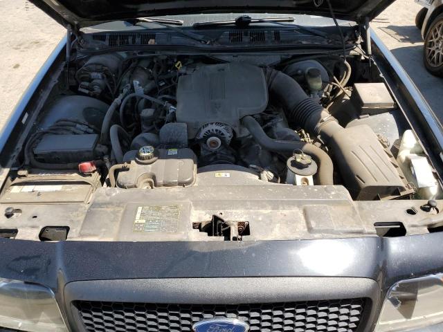 Photo 11 from auction – 2004 FORD CROWN VICT with VIN 2FAHP71W14X165031