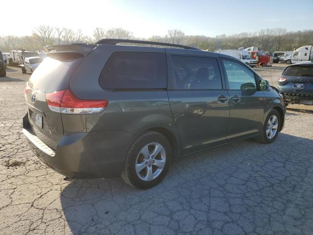 Photo 3 from auction – 2013 TOYOTA SIENNA LE with VIN 5TDKK3DC8DS387117