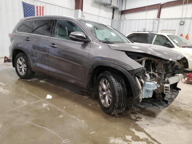 Photo 4 from auction – 2015 TOYOTA HIGHLANDER with VIN 5TDJKRFH7FS171575