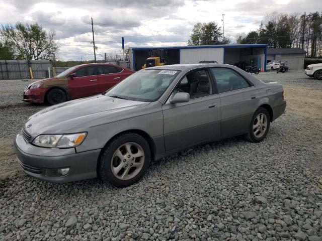 LEXUS ES 300 2000 with VIN JT8BF28G6Y5083824 - Photo from auction