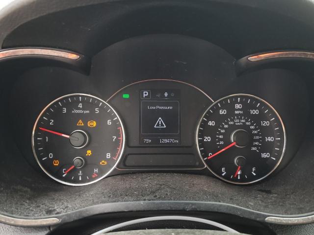 Photo 9 from auction – 2017 KIA FORTE LX with VIN 3KPFL4A75HE002978