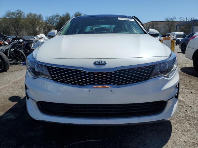 Photo 5 from auction – 2017 KIA OPTIMA EX with VIN 5XXGU4L30HG150930