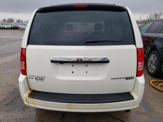 Photo 6 from auction – 2010 CHRYSLER TOWN & COU with VIN 2A4RR8DX2AR330419