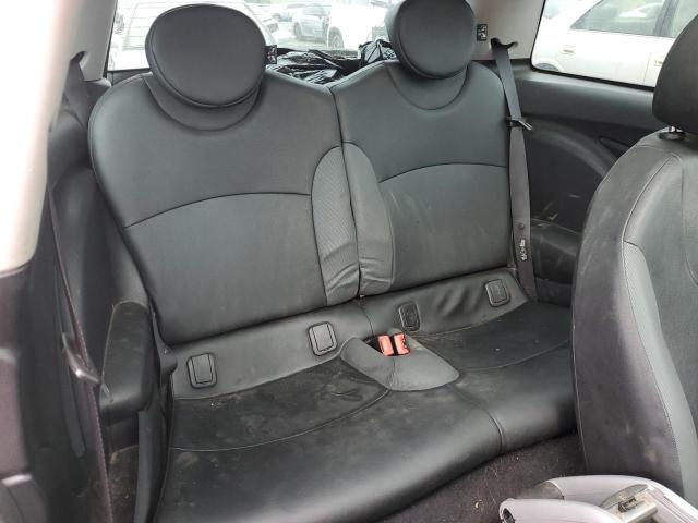 Photo 10 from auction – 2010 MINI COOPER with VIN WMWMF3C57ATZ63970