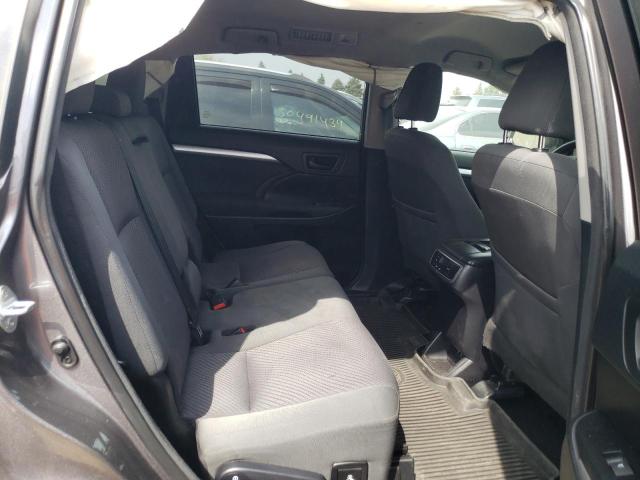 Photo 10 from auction – 2018 TOYOTA HIGHLANDER with VIN 5TDZZRFH6JS251277