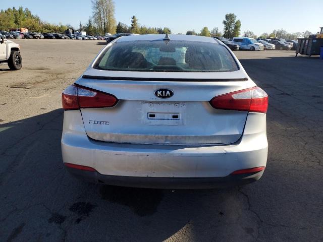 Photo 6 from auction – 2014 KIA FORTE LX with VIN KNAFX4A6XE5074372