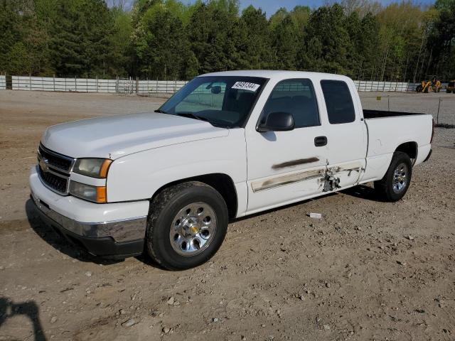 CHEVROLET SILVERADO 2006 with VIN 1GCEC19V86Z267943 - Photo from auction