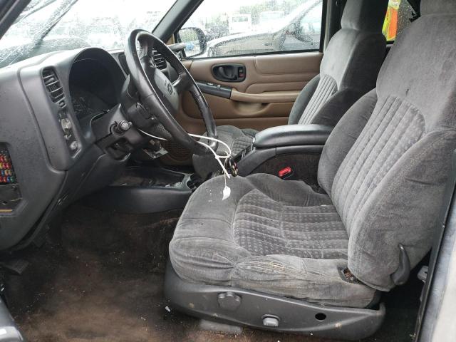 Photo 7 from auction – 2000 CHEVROLET BLAZER with VIN 1GNCS18W5YK271553
