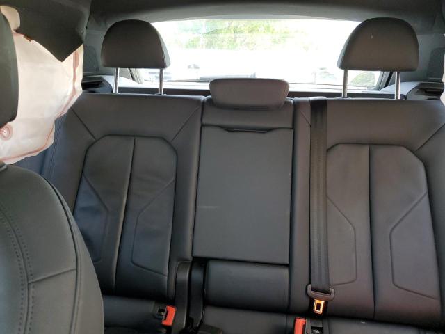 Photo 10 from auction – 2020 AUDI Q3 PREMIUM with VIN WA1AECF37L1030727