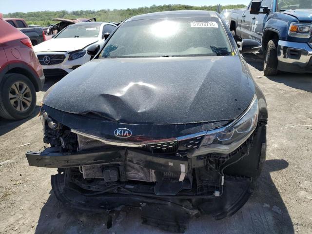 Photo 5 from auction – 2017 KIA OPTIMA SX with VIN 5XXGW4L28HG138963