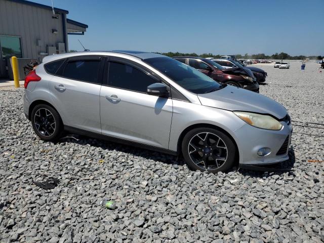 Zdjęcie 4 z aukcji – 2014 FORD FOCUS SE z VIN 1FADP3K27EL416989
